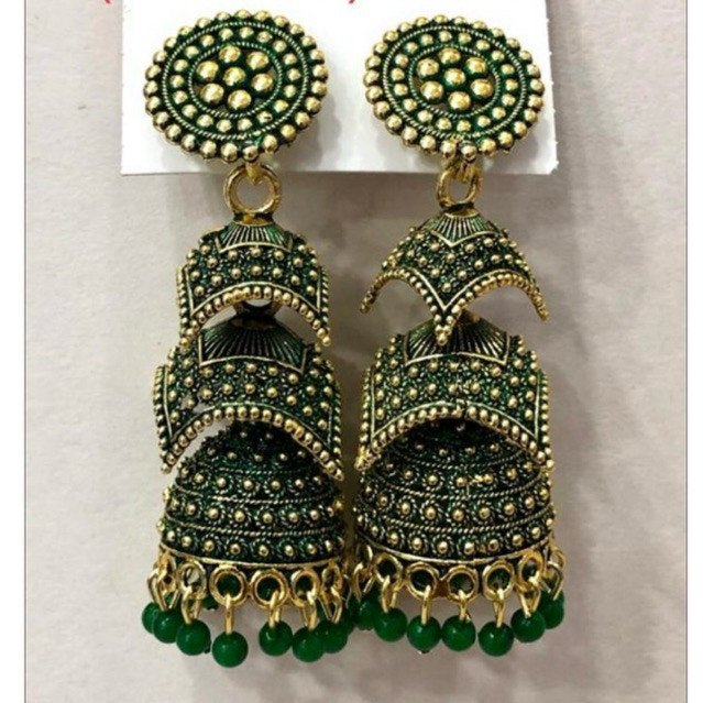 Anting asesoris wanita dari india